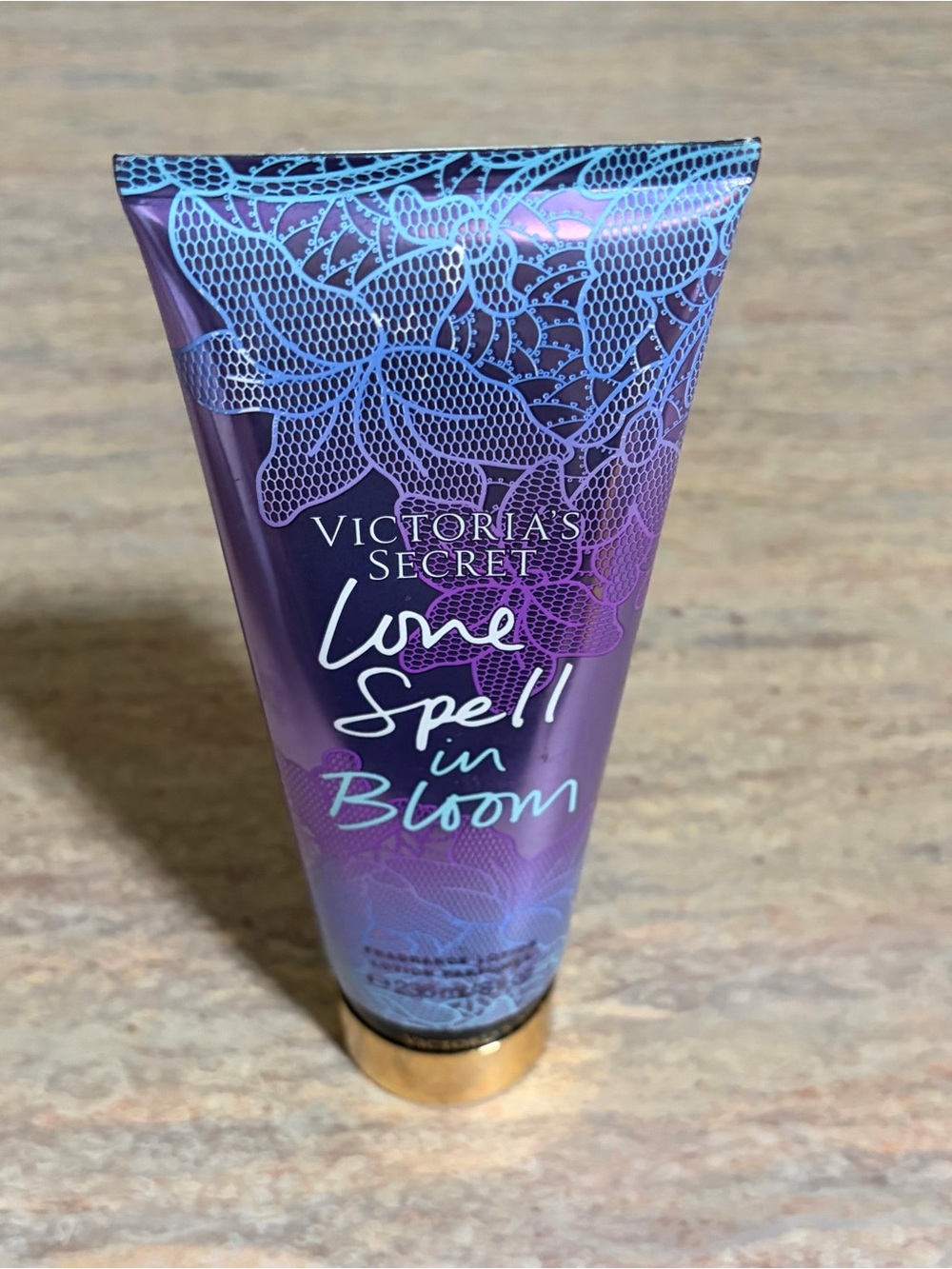 Victoria's Secret Love Spell in Bloom Hydrating Body Lotion -
